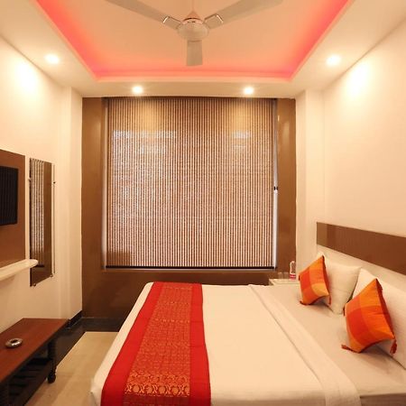 Green Plaza At Airport Hotel Nueva Delhi Exterior foto